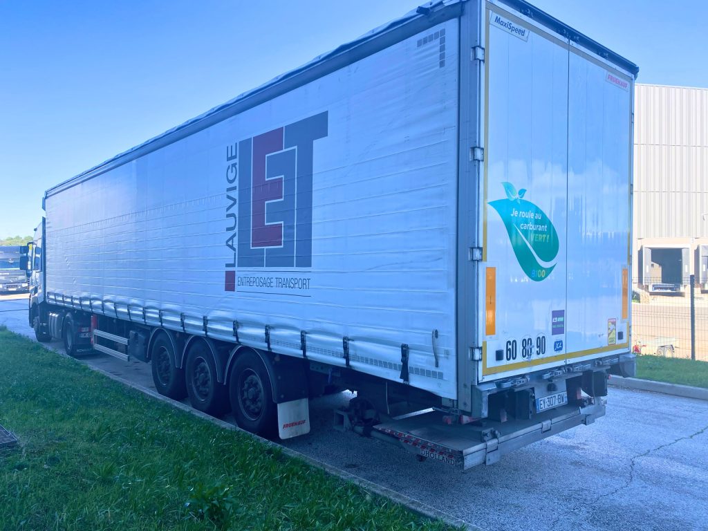 logistique vin var camion lauvige